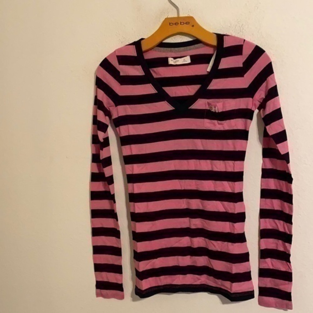 GILLY HICKS PINK & BLACK LONG SLEEVE SHIRT SIZE XS